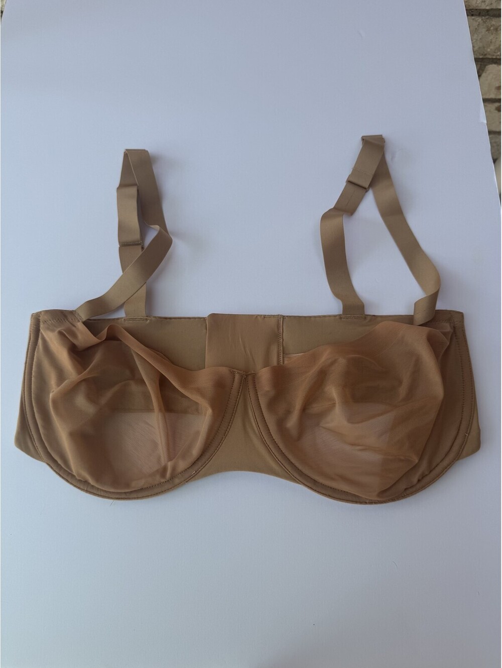 SKIMS Sheer Underwire Bra in Tan